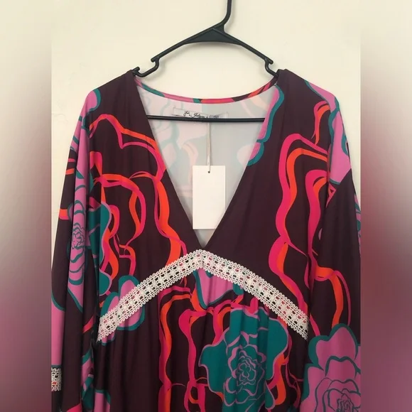 Juju by Julyen Maxi dress - Picture 2 of 5